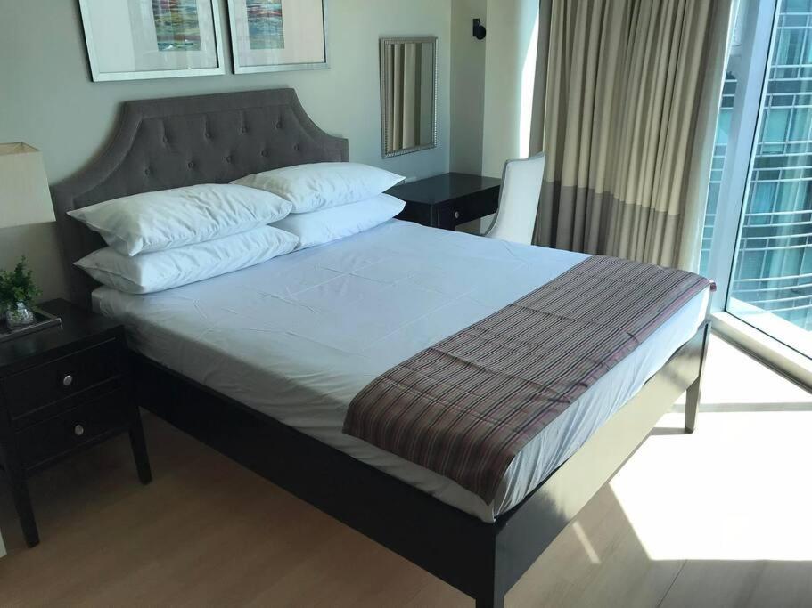 מנילה Spacious Bgc 2 Bedroom With A View מראה חיצוני תמונה